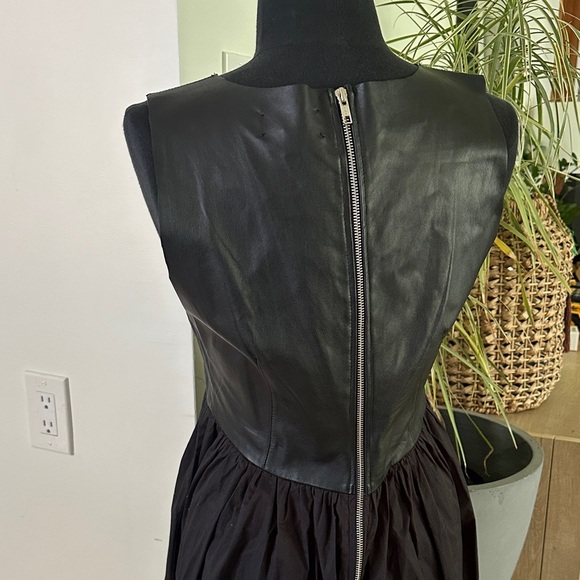 NWT - Patterson J. Kincaid Elegant Black Sleeveless Dress - Size L - Picture 7 of 13